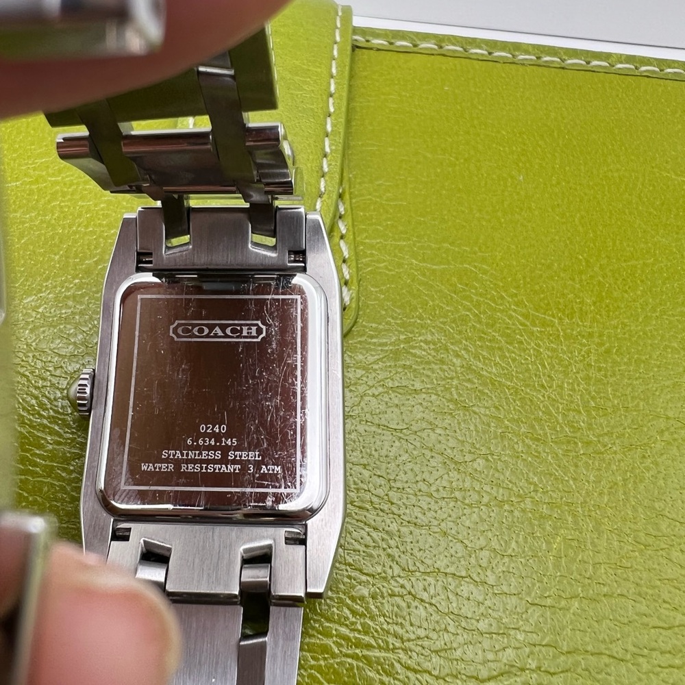 Coach Watch - Picture 5 of 6